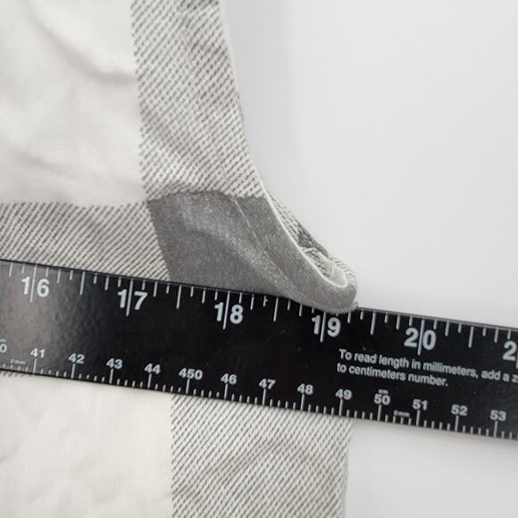 NEW Sim & Sam Women's Check Plaid Button Down Tank Top‎ Gray Size Medium - Picture 11 of 11